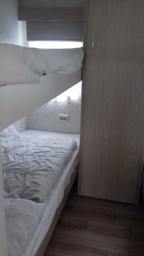 Middenin Hotel Grijpskerke Eksteriør billede